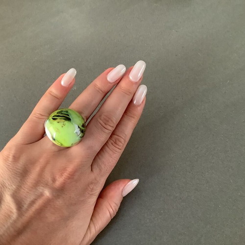 Original Murano Glass ring white-light green new with golden notes