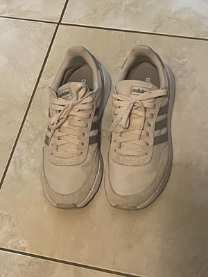 Adidas Run 60s 2.0 sneakers like new, size 40.5
