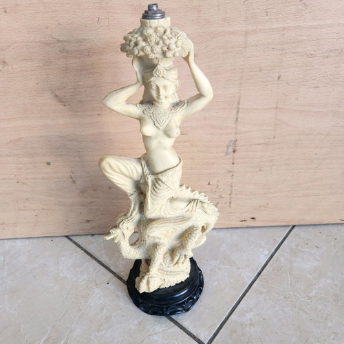 Vintage lamp statue used
