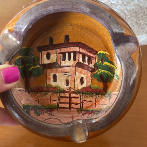 Souvenir ashtray with old Greek mansion design, new