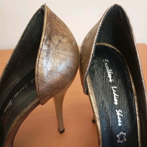Excellent Ladies Shoes leather gold high heels size 38 with 10 cm heel