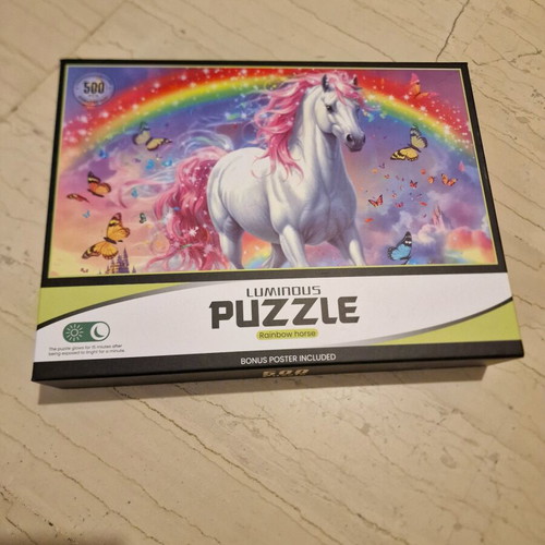 Puzzle 500 pieces unicorn that glows in the dark like new