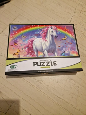 Puzzle 500 pieces unicorn that glows in the dark like new