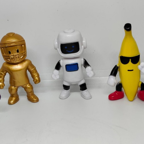 Stumble Guys figures collection 8 pieces like new