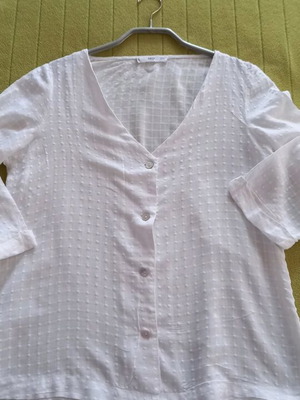 Mango blouse white like new