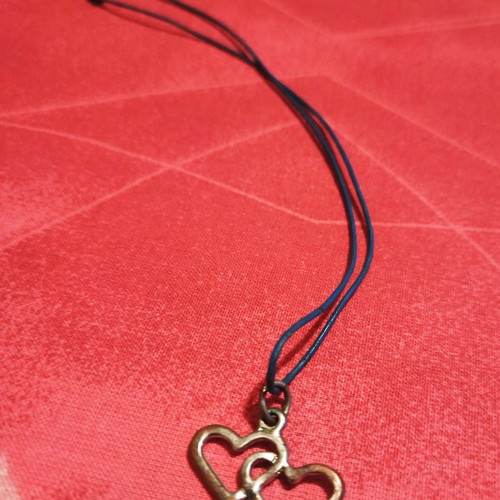 Heart necklace in excellent condition