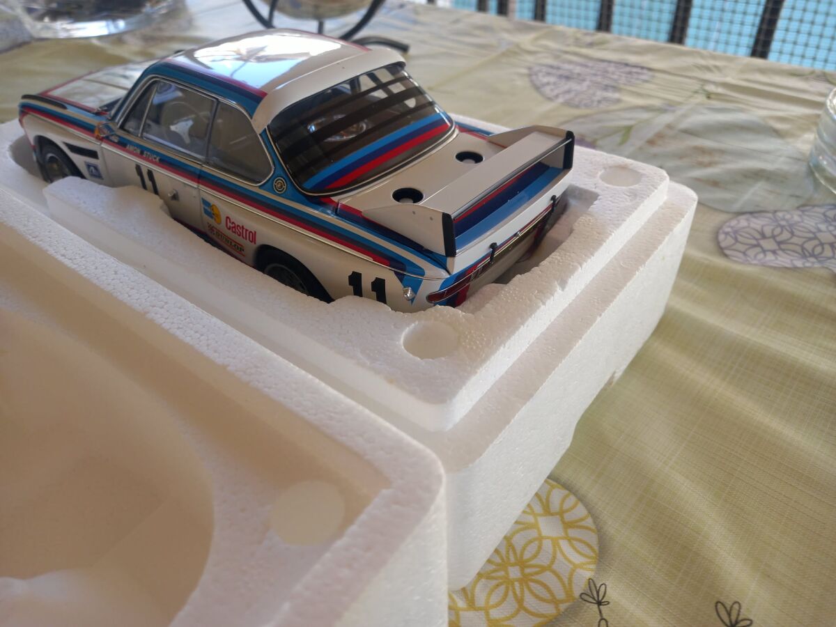 AutoArt 1:18 BMW 3.0 CSL collectible… - € 350,00 - Vendora.gr