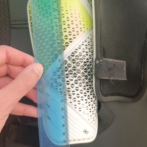 Pro Touch shin guards like new
