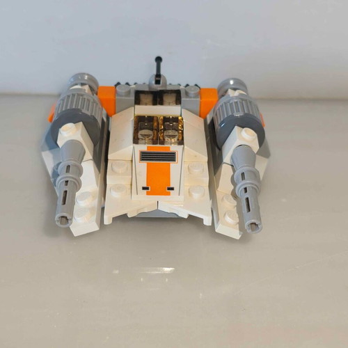 Lego Star Wars Snowspeeder Microfighter (75074) like new