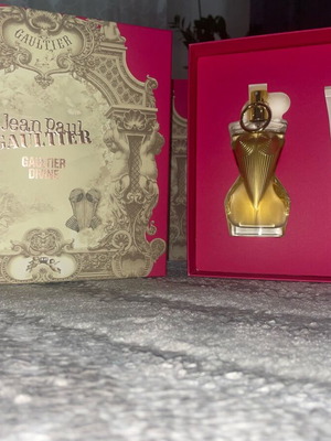 Jean Paul Gaultier Gaultier Divine gift set new Eau de Parfum 50 ml with scented body lotion 75 ml