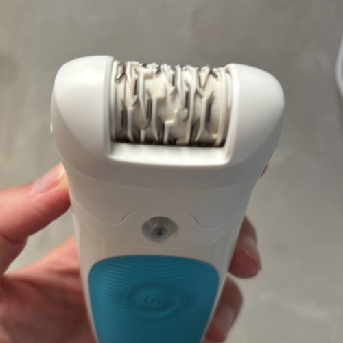 Braun Silk-épil 5 epilator with charger and accessories