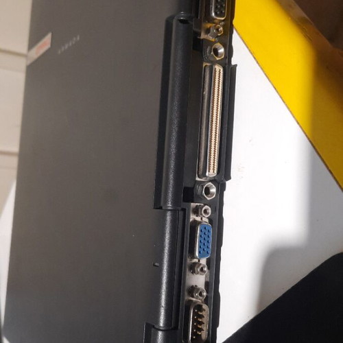 Compaq Armada Series PP2040 vintage laptop without charger