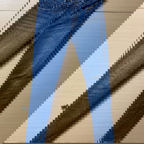 Levis 711 skinny jeans