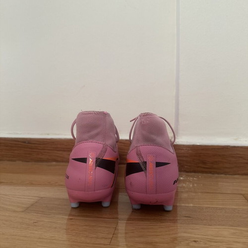 Nike Mercurial football boots, pink, size 39