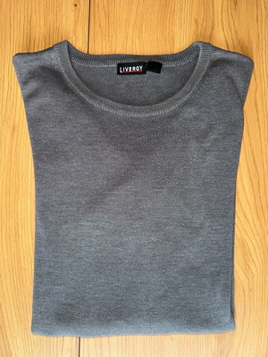 Grey Pullover Medium Livergy used