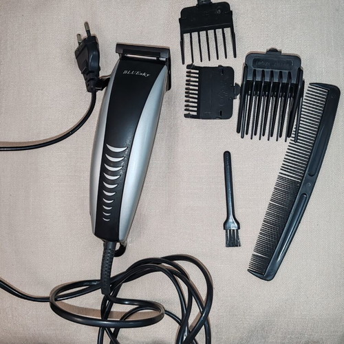Old electric shaver like new with accessories