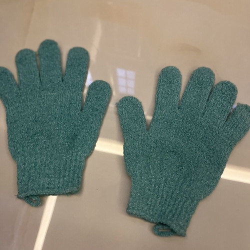 Turquoise body scrub gloves, one size, like new