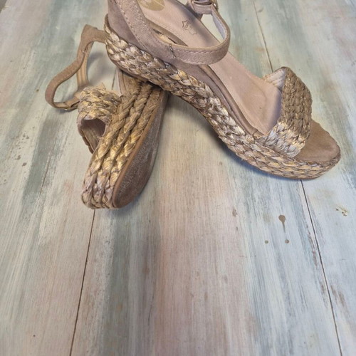 POPS platform sandals beige size 40, like new, 6 cm heel