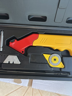 Multitool 8-in-1 OEM construction tool new