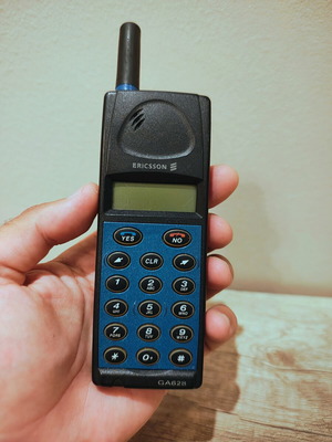 Ericsson GA628 mobile phone