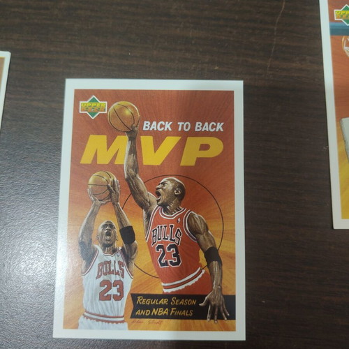 NBA Upper Deck 1992 Michael Jordan cards like new