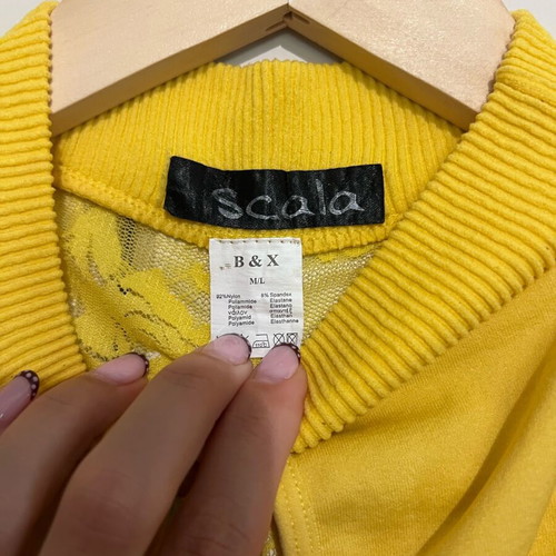 Sleeveless top like new, yellow, size S
