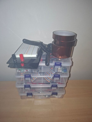 Maker Kit Arduino модули и компоненти като нови с органайзер кутии