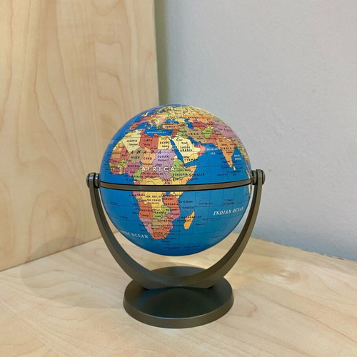 Mini globe like new