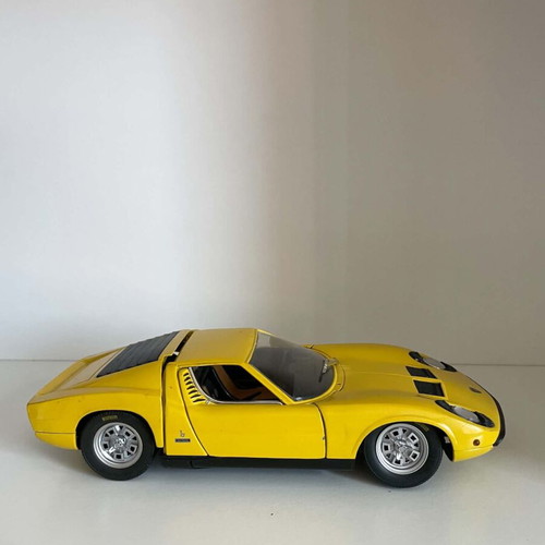 Anson Lamborghini Miura 1:18 die-cast model used