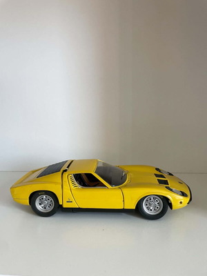 Anson Lamborghini Miura 1:18 die-cast model used