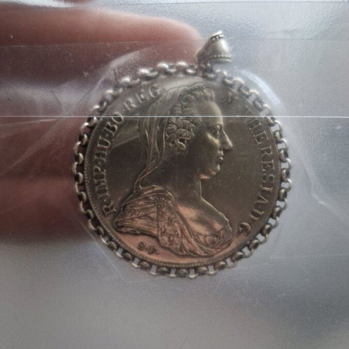 Maria Theresa Thaler 1780 silver vintage pendant used