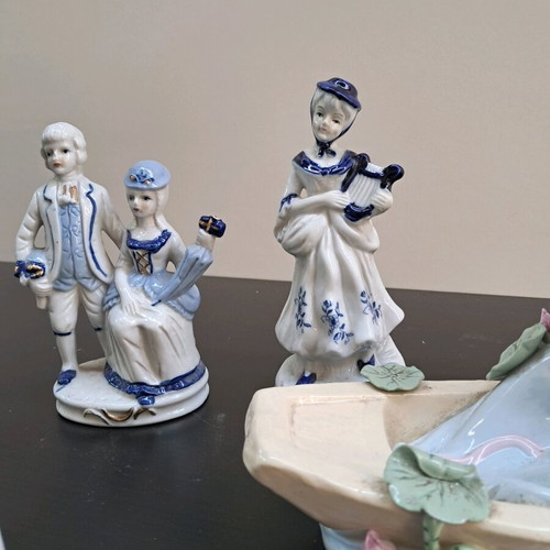 Porcelain decorations like new, set of 6 pieces