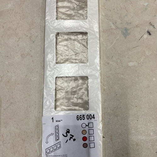 Legrand quadruple frame new