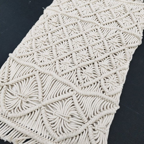 Cotton pillowcase with zipper macrame like new