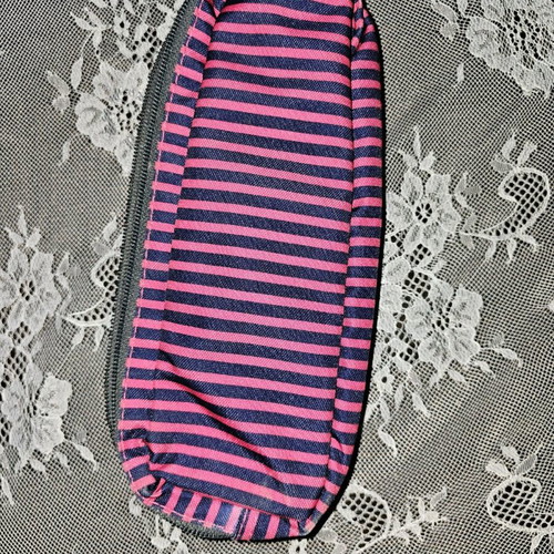 Polo pencil case used with paints and many compartments