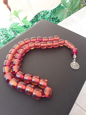 Komboloi 33 beads made of old mastic, like new
