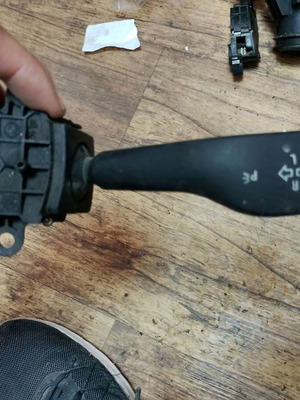 BMW E46 turn signal stalk 8363668 01104010
