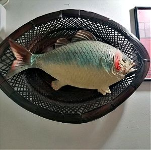 Ψάρι τοίχου, ιδανικό για ψαροταβέρνα.
