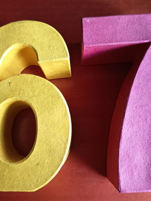 Decorative Items 3D Numbers 6 & 7 like new, yellow & purple