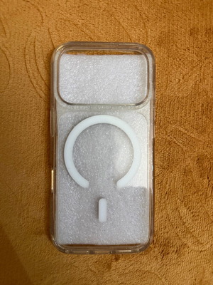 iPhone 17 Pro Uniq case used