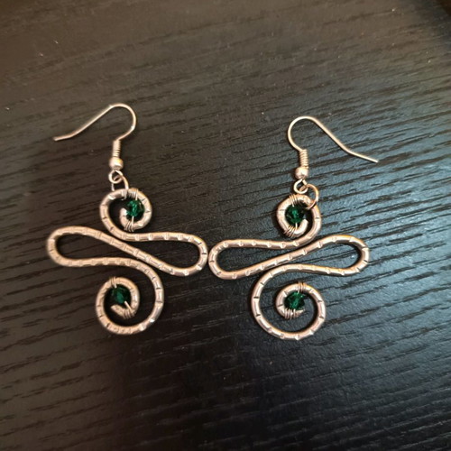 Handmade earrings new with green and silver crystal
