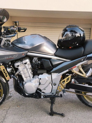 Suzuki Bandit 1250S σαν καινούργιο, μοντέλο 2009 με ABS και πολλά έξτρα