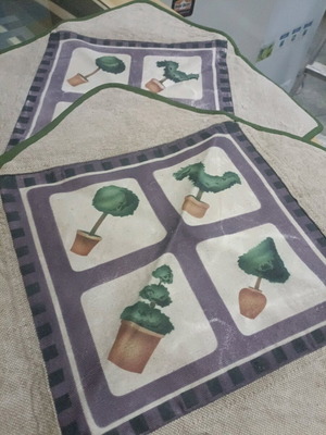 Set of kitchen pillowcases and cushions like new