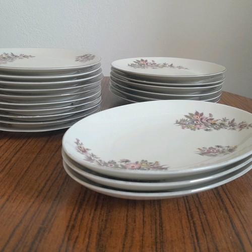 Scherzer Bavaria vintage porcelain plates like new