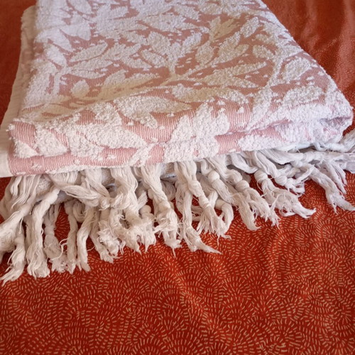 Bath Towels Set of 2 new, 130x70 cm
