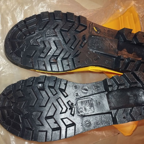Yellow S5 Work Boots New with Toe Protection