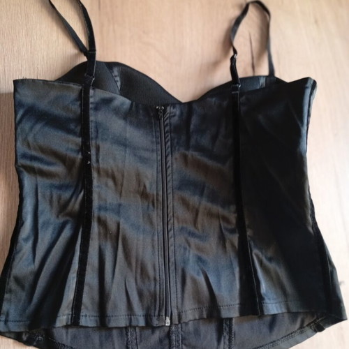 Step_by_step satin crop top corset style L like new, black