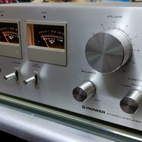 Pioneer SA-606 stereo amplifier