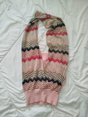 Arden B thin knitted blouse like new, size XS, beige and pink