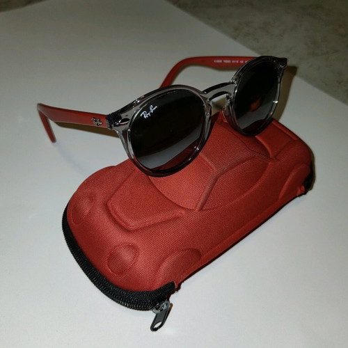 Rayban kids sunglasses used, red frame